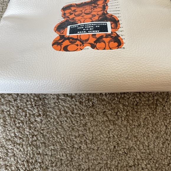 Coach gummy bear crossbody bag - Picture 7 of 10